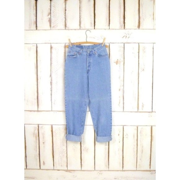 Vintage 501 button fly high waisted straight leg denim blue jeans
